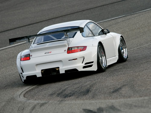 Porsche 911 GT3 RSR 3