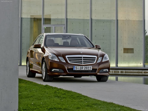  Mercedes-Benz E 1 