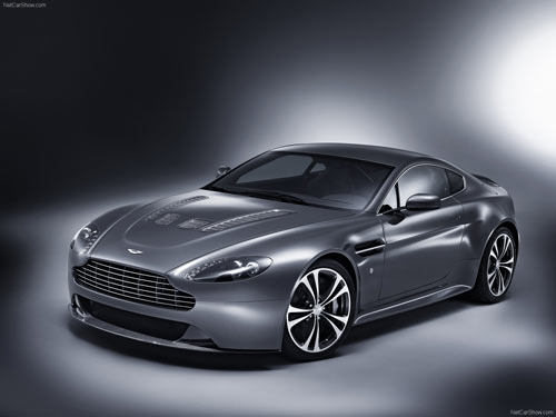  Aston Martin Vantage RS 7 