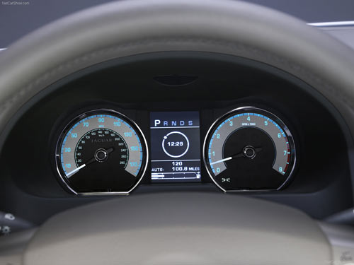  Jaguar XF 1 