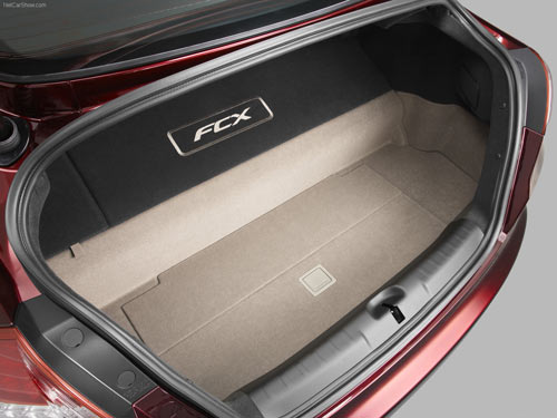  Honda FCX Clarity 4 