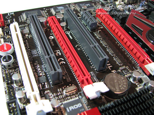  ASUS Maximus III Formula слоты 
