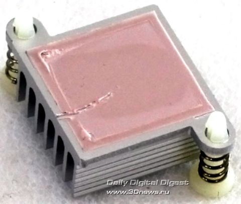  Foxconn_D51S_cooler1.jpg 