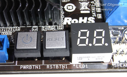  ASRock X58 Extreme3 кнопки 
