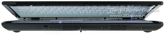  MSI CX623 / MSI CR630. Вид спереди 