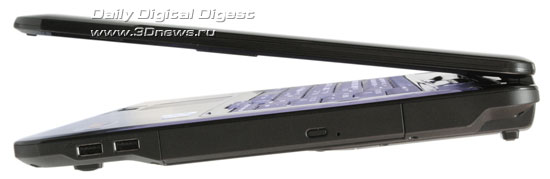  Fujitsu Lifebook NH570. Вид справа 
