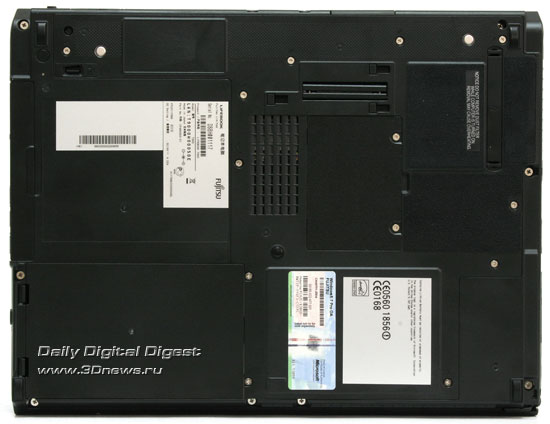  Fujitsu Lifebook T900. Вид снизу 