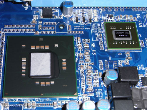  Gigabyte X58A-UD9 NVIDIA NF200 1 