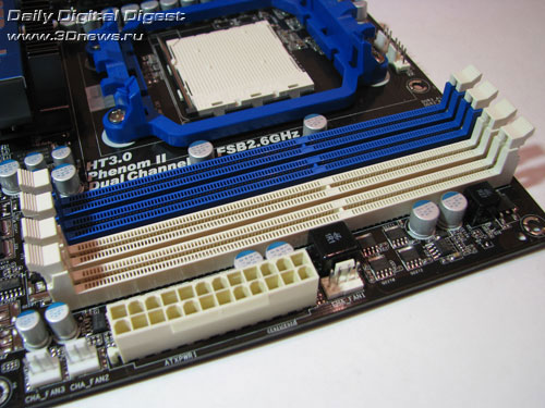  ASRock 890GX Extreme3 слоты DIMM 