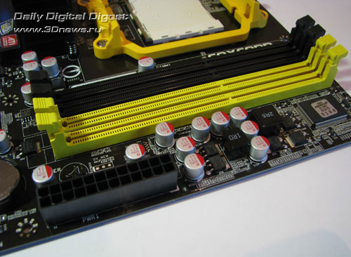  Foxconn A88GM Deluxe слоты DIMM 