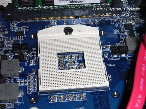  ASRock Core 100HT 8 