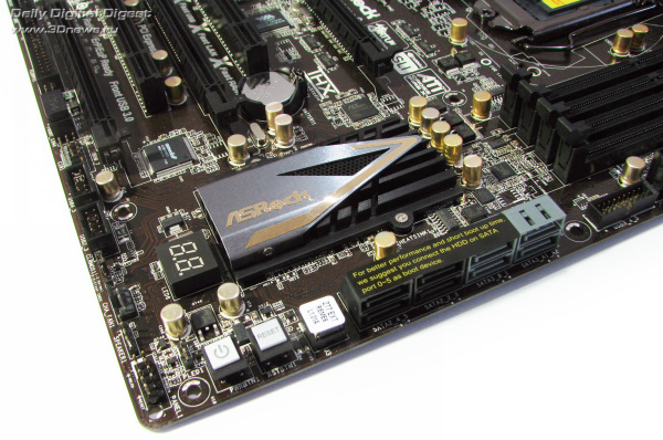  ASRock Z77 Extreme6 угол 