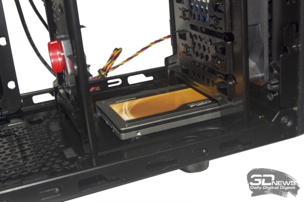  Место под 2,5&Prime; SSD/HDD 