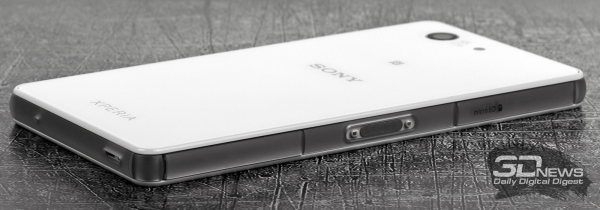  Sony Xperia Z3 Compact &ndash; левый торец 
