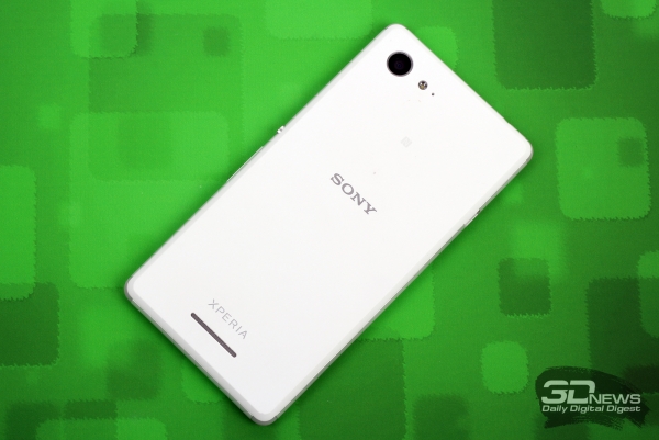 Sony Xperia E3 &ndash; задняя панель 