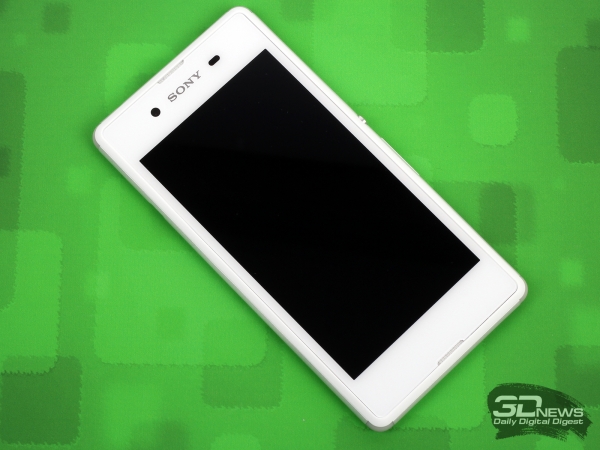  Sony Xperia E3 &ndash; лицевая панель 