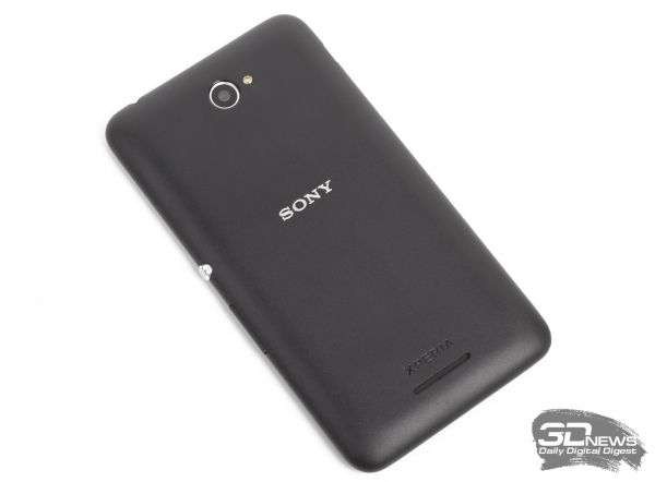  Sony Xperia E4 Dual &ndash; задняя панель 