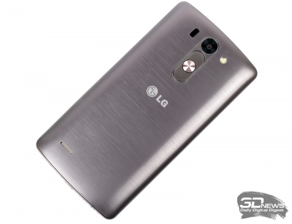  LG G3s LTE &ndash; задняя панель 