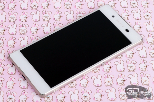  Sony Xperia Z3+ &ndash; лицевая панель 