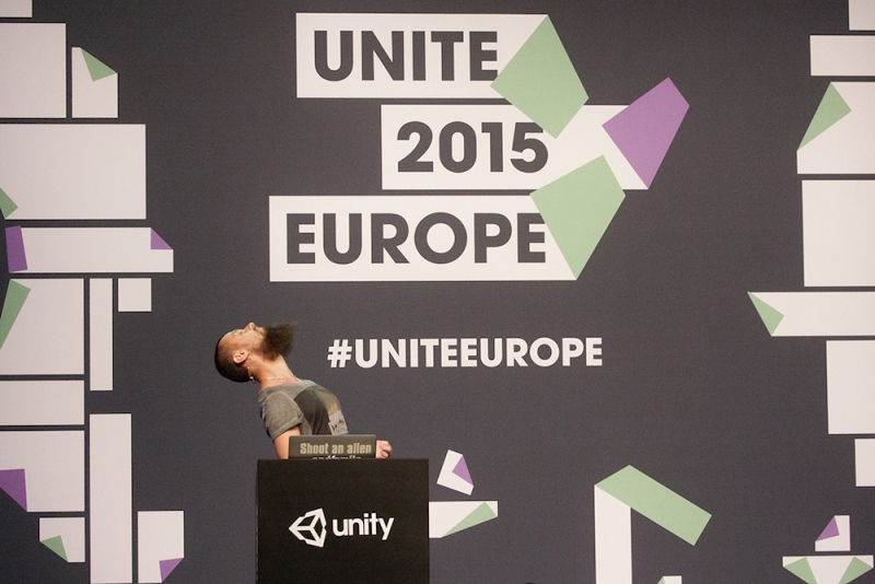  Перед уходом в Game Insight Олег Придюк долгое время был техническим евангелистом Unity. К нему до сих пор часто подходят люди и просят объяснить что-нибудь касательно каких-нибудь нововведений 