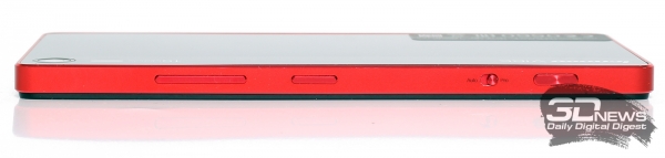 Lenovo Vibe Shot &ndash; боковой торец 