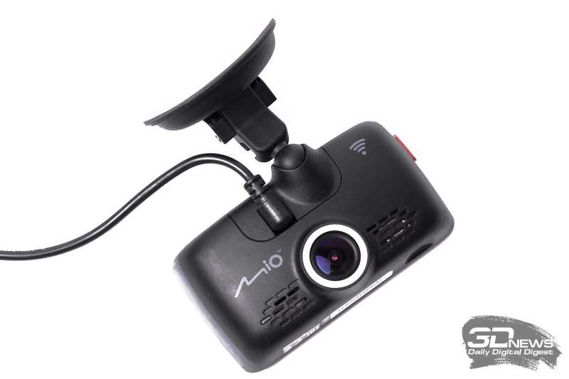  Mio MiVue 688 &ndash; задняя панель 