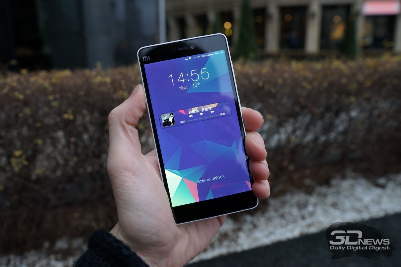  Xiaomi Mi 4i, вид спереди 