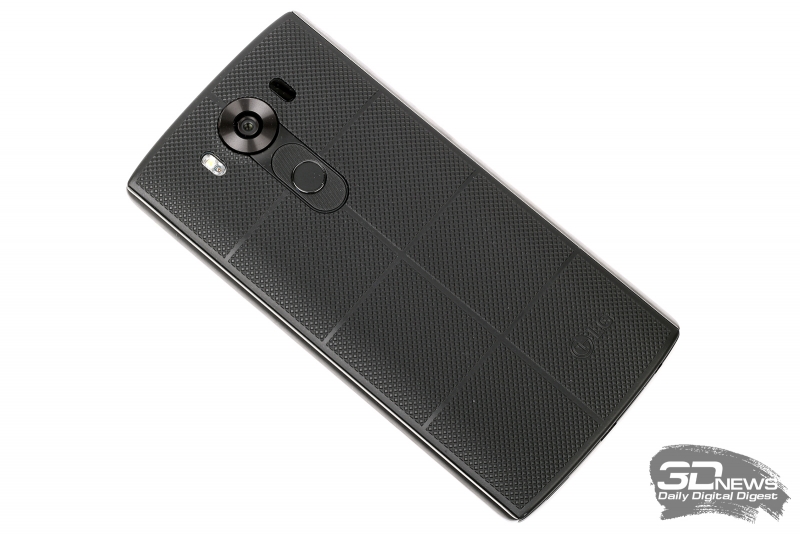  LG V10 &ndash; вид сзади 