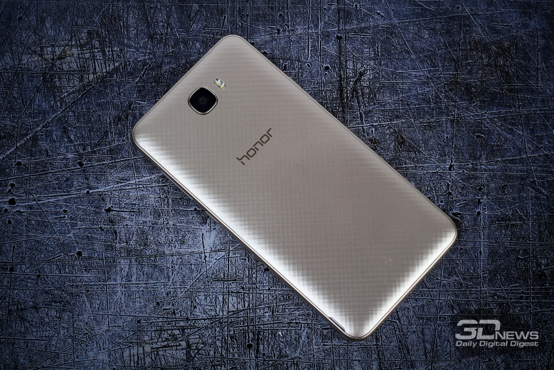  Honor 5A &ndash; задняя панель 