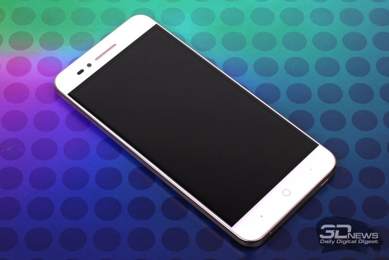  ZTE Blade A610 &ndash; лицевая панель 