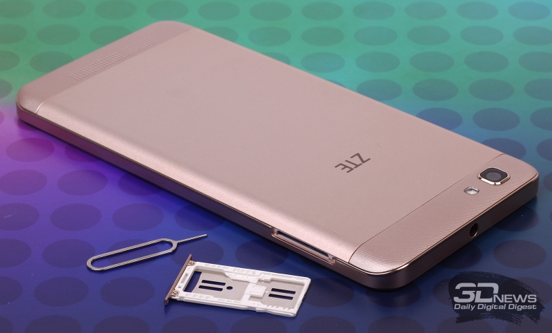  ZTE Blade A610 &ndash; боковые торцы 
