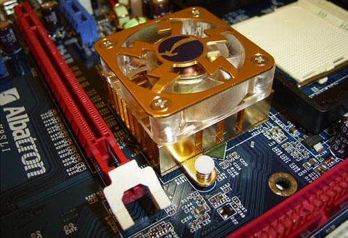 Albatron K8SLI на чипсете nVidia nForce4 SLI