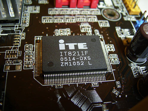 Asus P5LD2 Deluxe на чипсете Intel 945P
