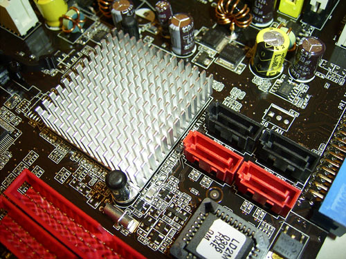 Asus P5LD2 Deluxe на чипсете Intel 945P