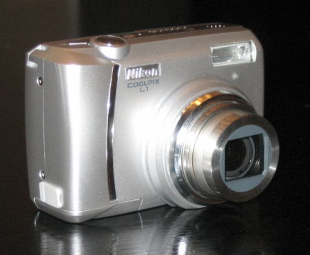  Nikon Coolpix  L1 