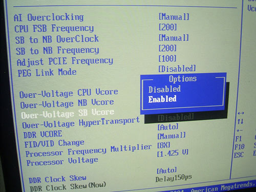 Asus A8N32-SLI Deluxe
