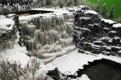  замёрзший водопад 
