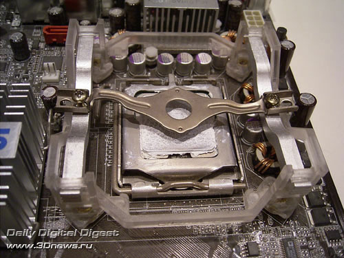  Кулер ASUS Silent Square 