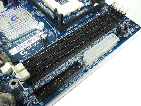 Gigabyte GA-8IE Dimm