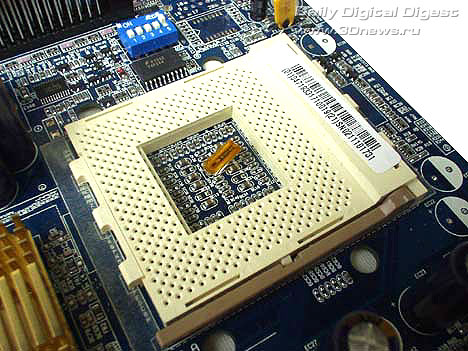 Gigabyte GA-7VRX Socket