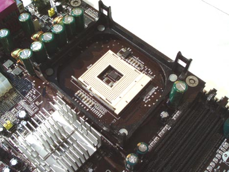 Epox 4G4A Socket