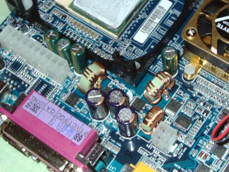  Gigabyte 8SG667 Rower Supply 