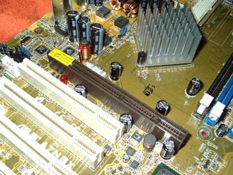 Asus A7N8X AGP