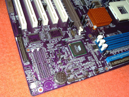 Elitegroup L7VTA corner