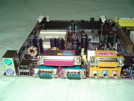 Soltek 75FRV Back PAnel