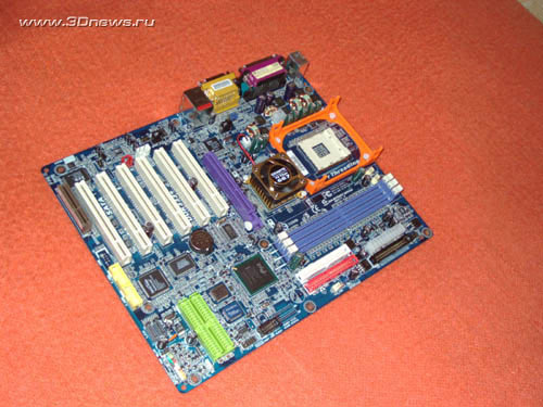  Gigabyte 8PE667 Ultra2 