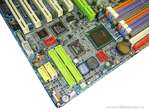 Gigabyte 8PENXP Corner