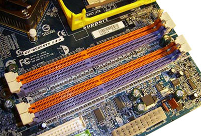 Gigabyte 8S655TX Ultra DIMMs