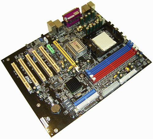  Sapphire AX480AS9 на чипсете Ati Xpress 200P 