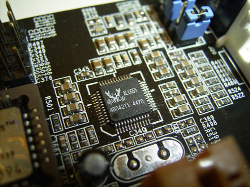  Sapphire AX480AS9 на чипсете Ati Xpress 200P 